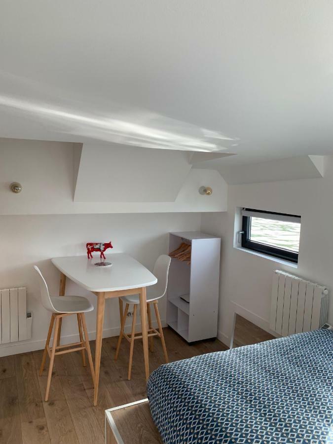 Peniche "Sunflower" Paris Luaran gambar